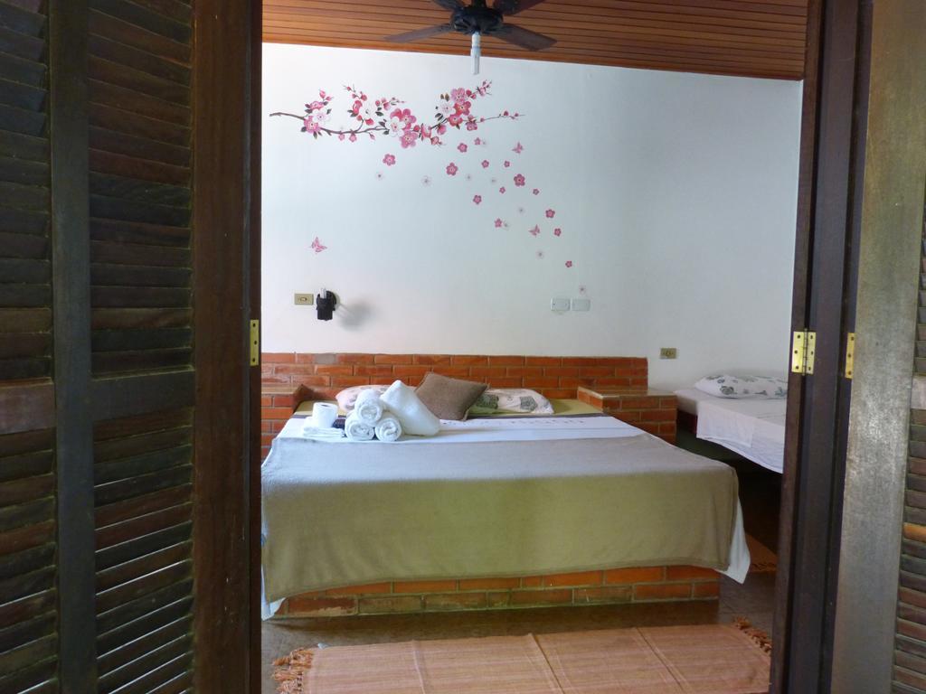 Suites O Flautista Ubatuba Szoba fotó